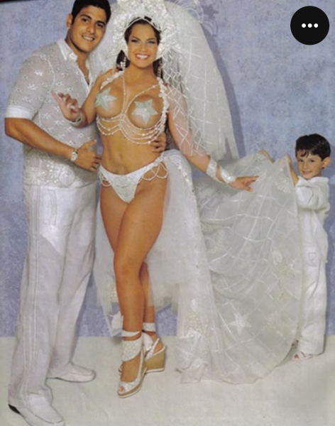 Does this wedding dress suit me?