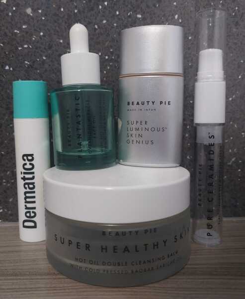 Tempted by beauty treats? Addicted to buying beauty products? Is your collection bursting with favourites? Join fellow beauty lovers in this supportive group!