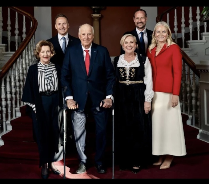 Royal Style: a day starts well if it starts with Mary of Teck.