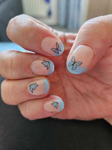 What’s your favourite nail polish colour ?