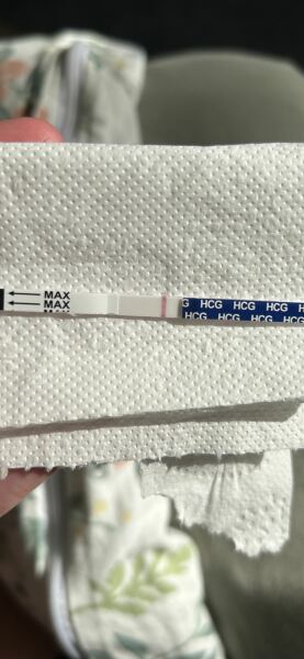 Help, brown discharge not sure what’s going on?