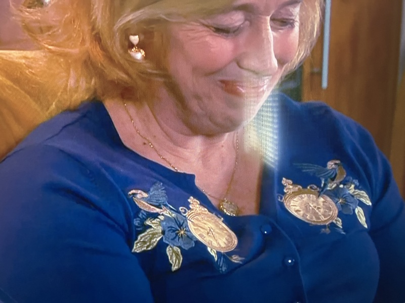 I can’t find this cardigan!!