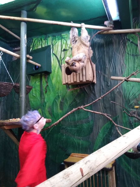 Thread 17 - TalkLair: "Okay, first of all, what's with the outfit? Live in the now, okay? You look like DeBarge."