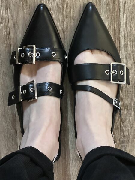 Which sling back flat ? Can’t decide