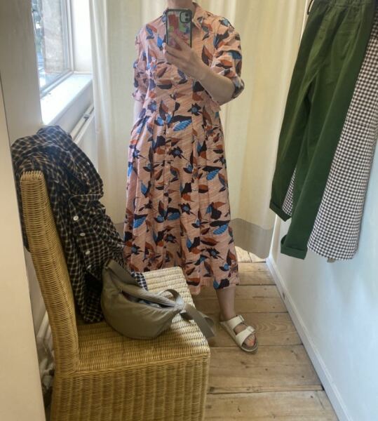 Toasties - always here for the clothes and breadboard chat, (with fond memories of the dibber!)