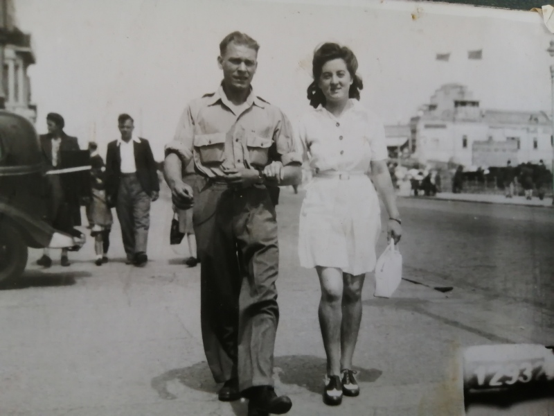 Do you know where this photograph was taken (possibly Blackpool)?