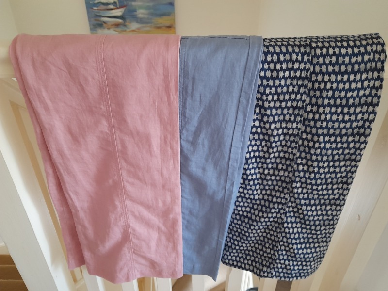 Which trousers to keep?