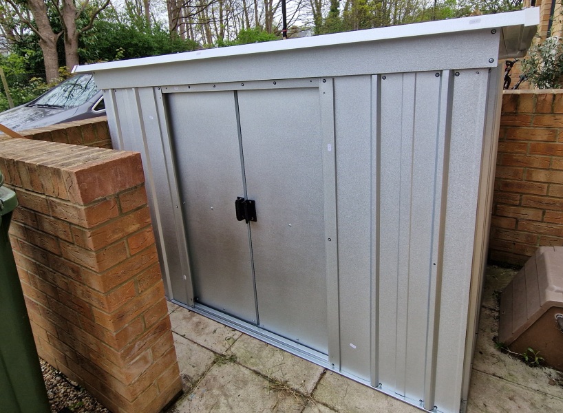 Can I put up 2 sheds on my own.