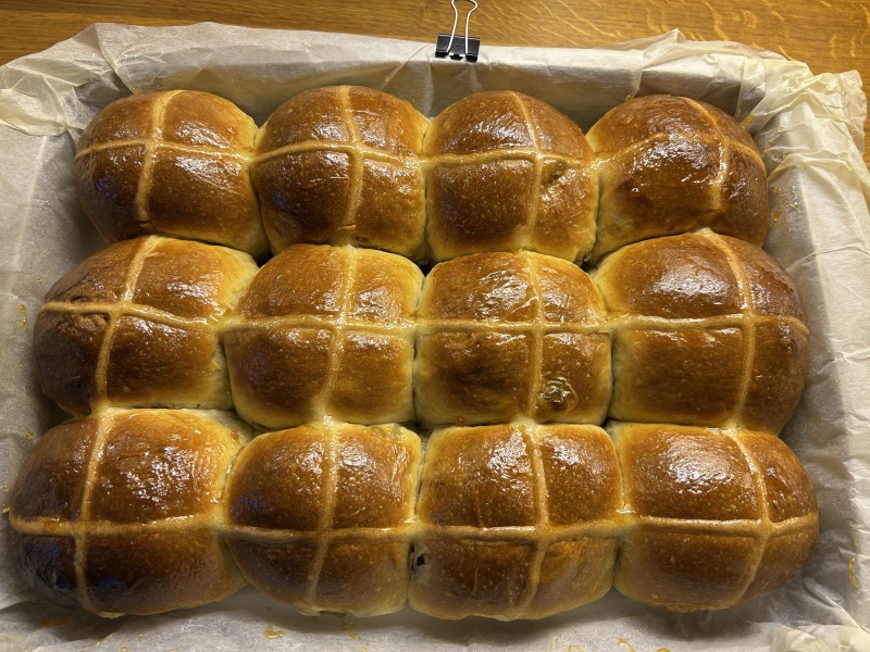 Come and tell us your dull and unexciting news 33: Calmly through the day