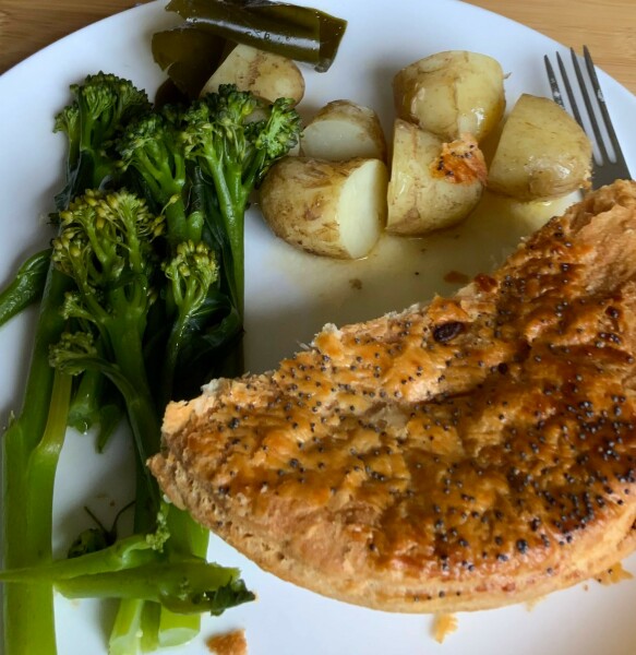 Come and tell us your dull and unexciting news 33: Calmly through the day