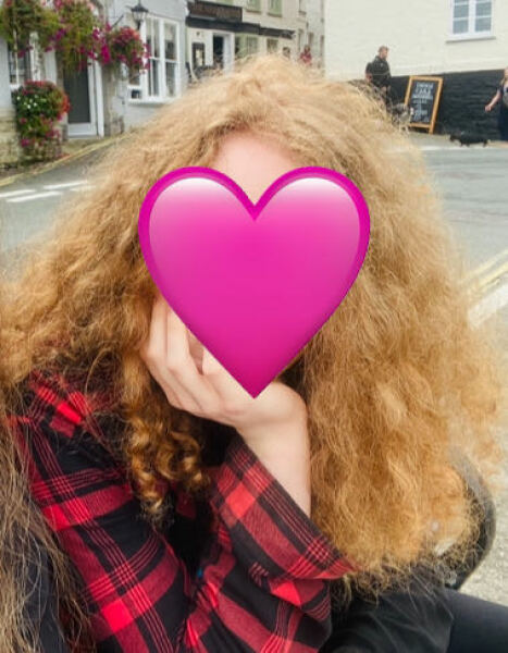 Curly hair - what to do with it between washes?