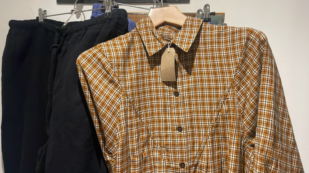 Toasties - always here for the clothes and breadboard chat, (with fond memories of the dibber!)