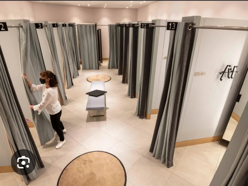 M&S changing rooms