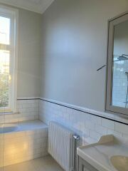 Show me your bathrooms! Decor indecision.