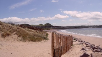 Come and tell us your dull and unexciting news 33: Calmly through the day