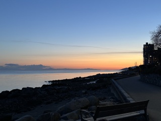 Come and tell us your dull and unexciting news 33: Calmly through the day