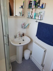 How to redecorate en-suite?