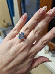 To ask for a jewellery thread?