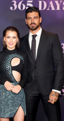 Wanting to look good and be a 10/10 girl? Men specifically?