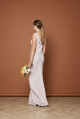 Is this unflattering for a bridesmaid?