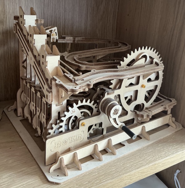 The Bluestocking Women's Pub, where brains can exist in a single state