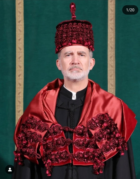 Royal Style: a day starts well if it starts with Mary of Teck.