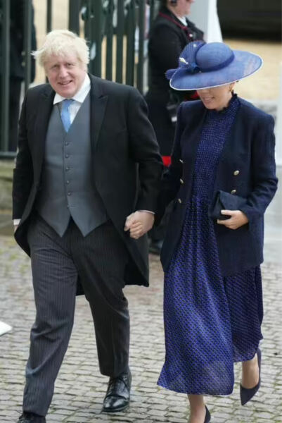 Royal Style: a day starts well if it starts with Mary of Teck.