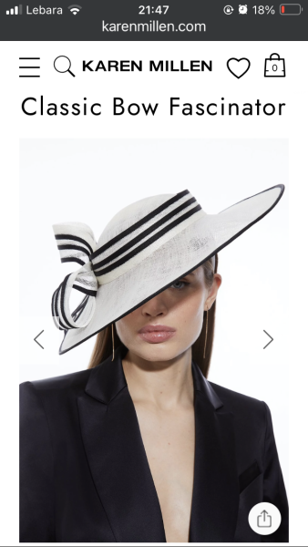 Does this dress go with this fascinator?