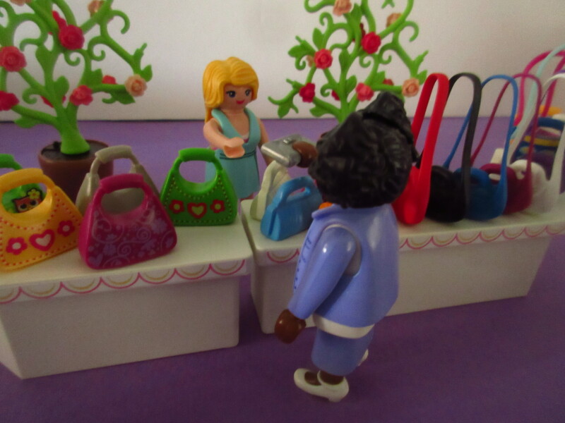 It's spring time for the Playmobil people in our house...