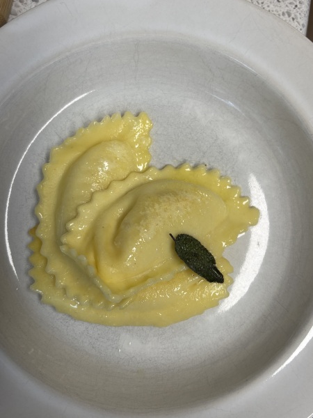 Come and tell us your dull and unexciting news 33: Calmly through the day