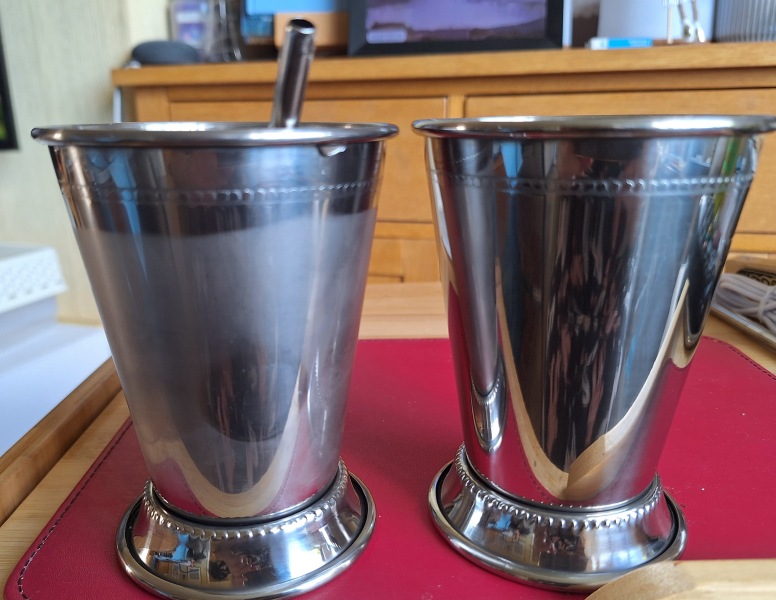 Come and tell us your dull and unexciting news 33: Calmly through the day