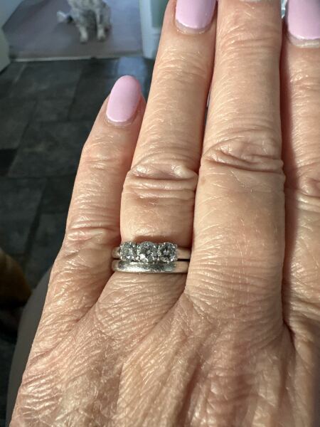 Show me your Engagement&Wedding ring!