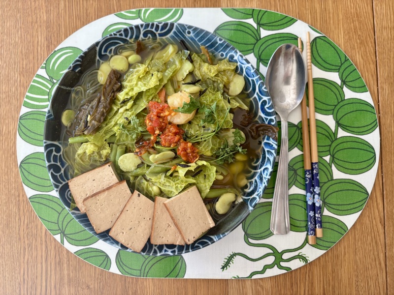 What we ate today in a calorie deficit - whole food  edition (and how do we feel?)