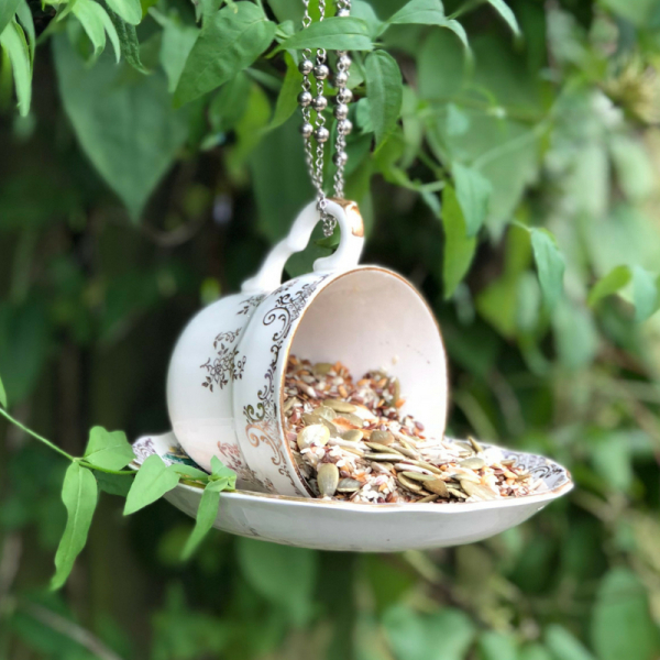 Chipped crockery - to throw to sometimes keep?