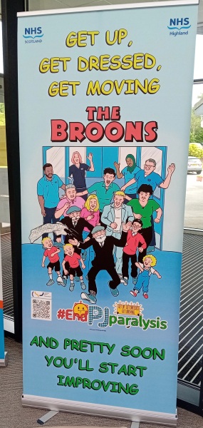 Roond and roond and up and doon - the Excellent Cats roam aboot