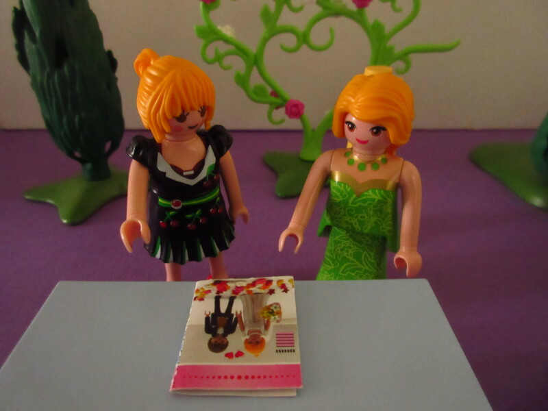 It's spring time for the Playmobil people in our house...