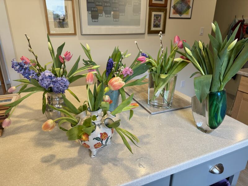 Thread 17 - TalkLair: "Okay, first of all, what's with the outfit? Live in the now, okay? You look like DeBarge."