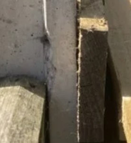 They’ve attached a GIANT fence… to MY fence !!