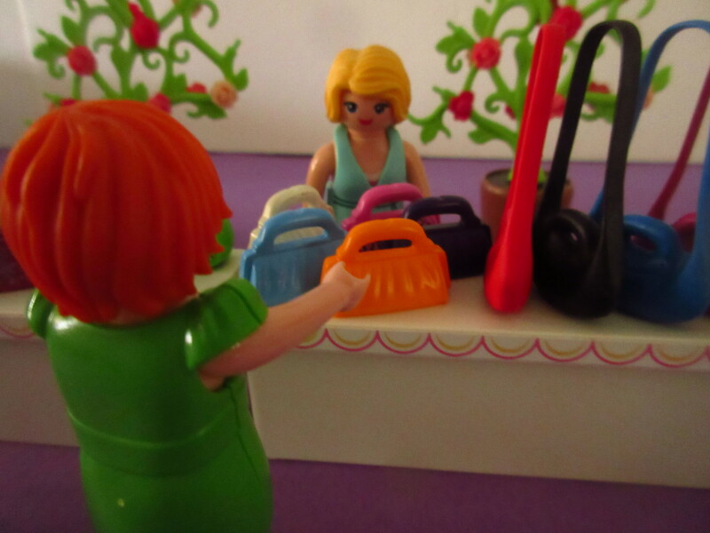 It's spring time for the Playmobil people in our house...