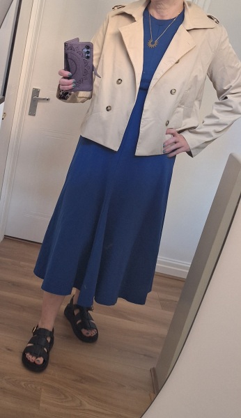 My clothes are aging me - please help?