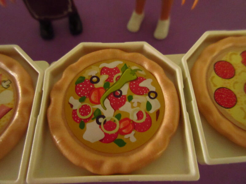 It's spring time for the Playmobil people in our house...