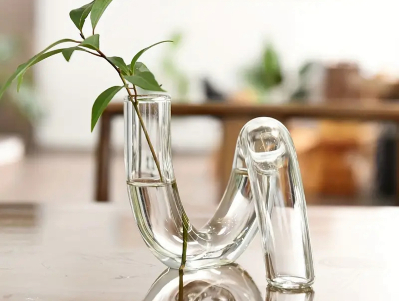 Can anyone help me find a vase like this