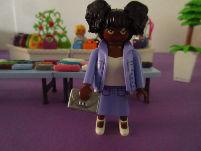 It's spring time for the Playmobil people in our house...