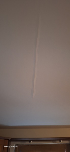 Ceiling issue, what is it?