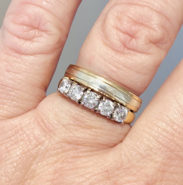 Show me your Engagement&Wedding ring!