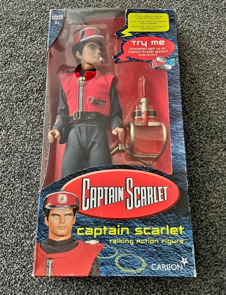 Roond and roond and up and doon - the Excellent Cats roam aboot