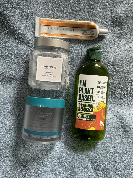 Tempted by beauty treats? Addicted to buying beauty products? Is your collection bursting with favourites? Join fellow beauty lovers in this supportive group!