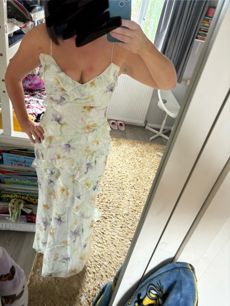 is this acceptable or not to wear as a wedding guest?