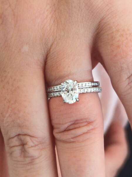 Show me your Engagement&Wedding ring!