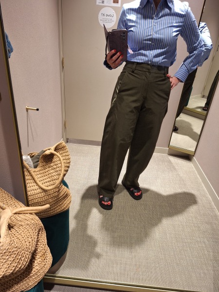 My clothes are aging me - please help?